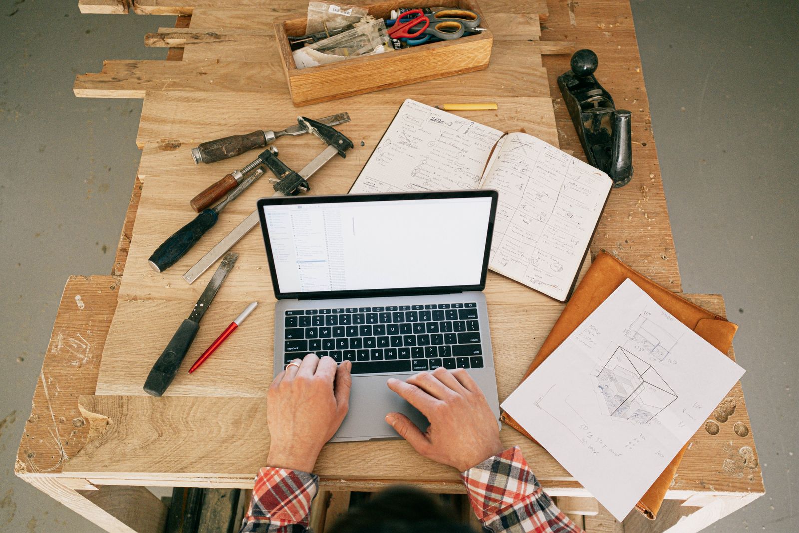 Illustration de l'article « IA et artisans : trois usages concrets »