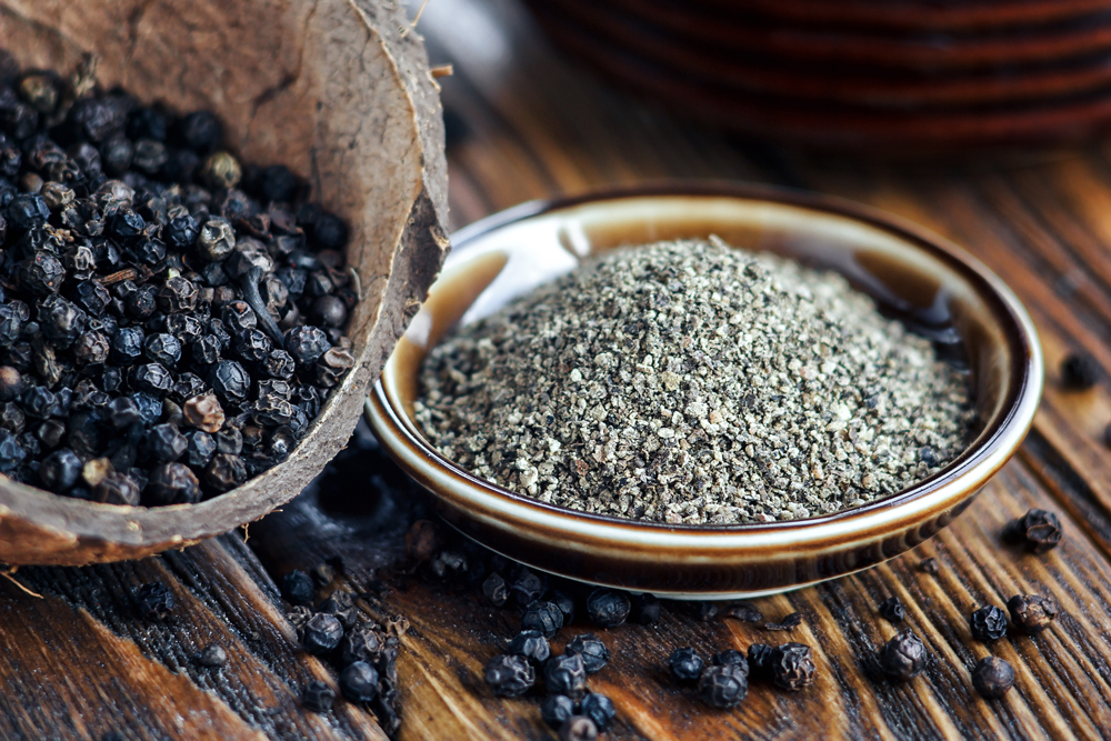 Buy Black Peppercorns